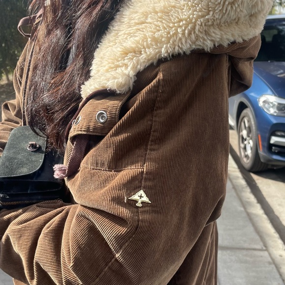 LRG Coat - Picture 4 of 12